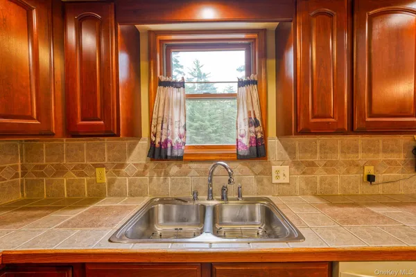 $365,000 | 160 Barryville - Yulan Road, Barryville, NY 12719