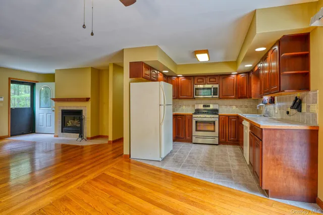 $380,000 | 160 Barryville - Yulan Road, Barryville, NY 12719