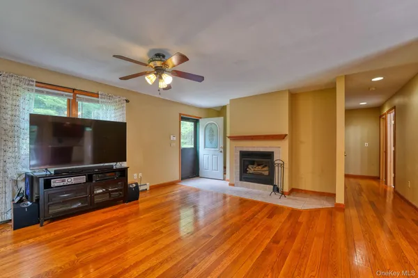 $365,000 | 160 Barryville - Yulan Road, Barryville, NY 12719