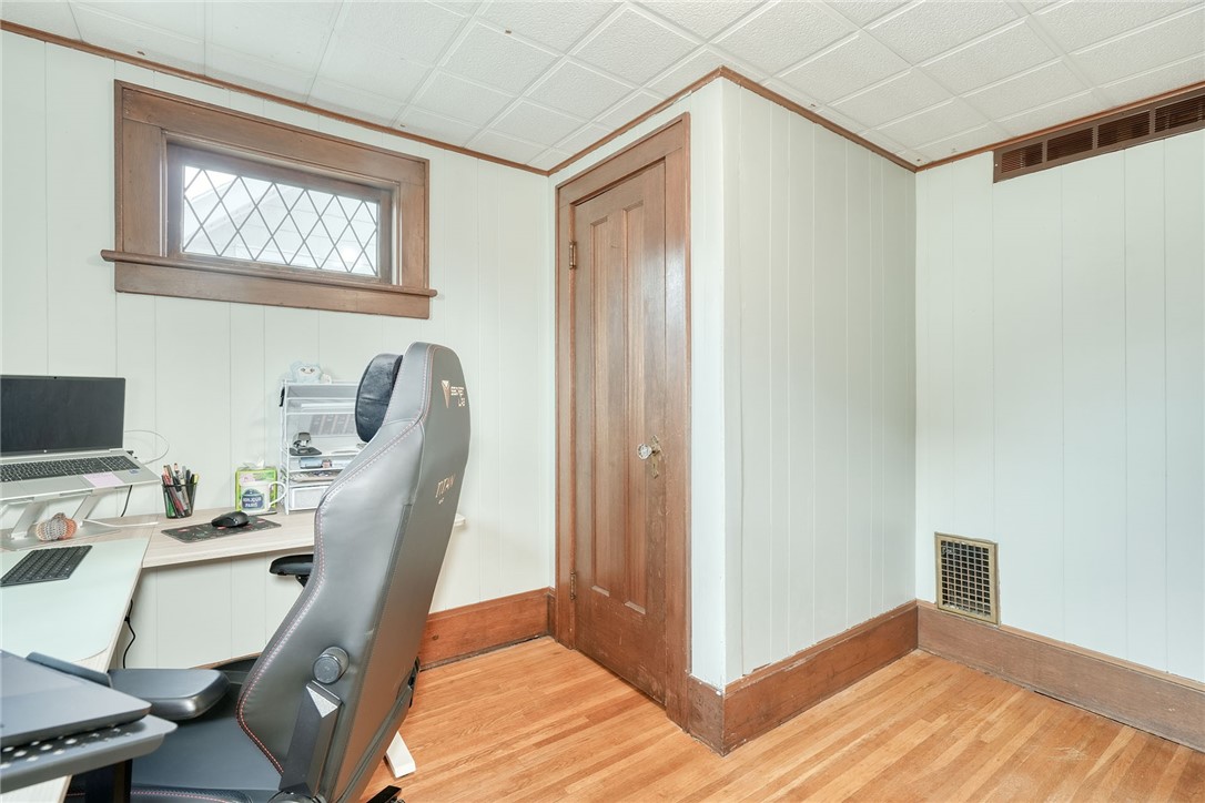 84 Falstaff Road Irondequoit, NY 14609 - Photo 25 of 48