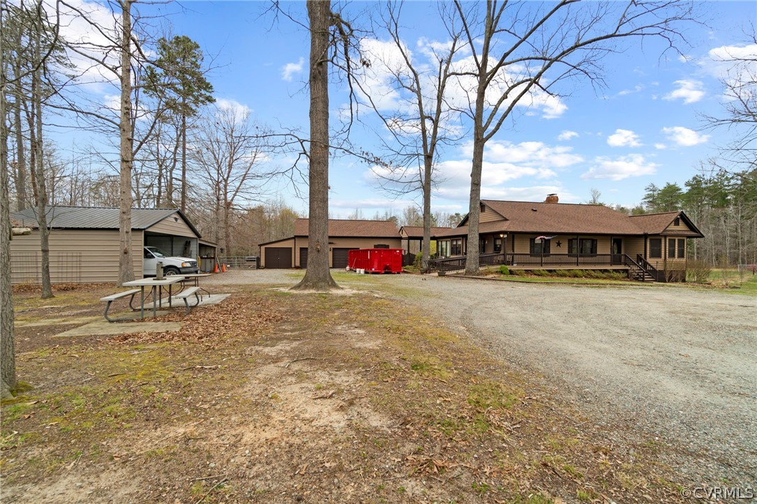 2099 Old Tavern Road Powhatan, VA 23139 - Photo 28 of 34 Gallery Image 28