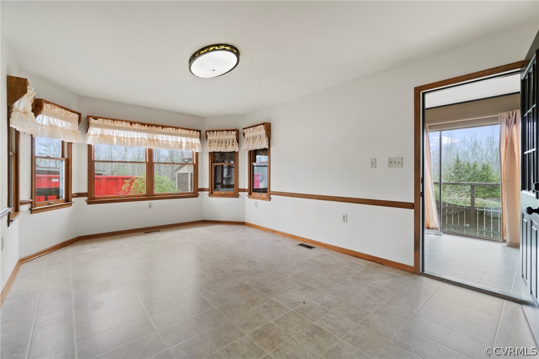 2099 Old Tavern Road Powhatan, VA 23139 - Photo 6 of 34 Gallery Image 6