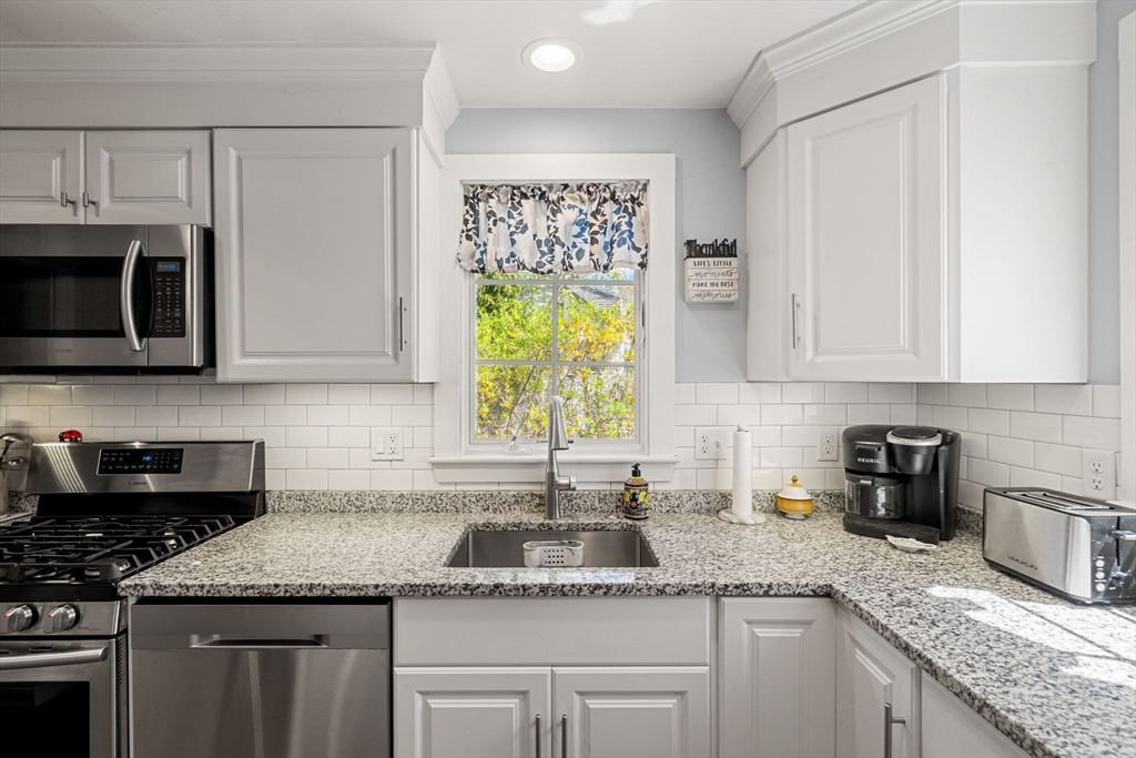 43 Turkey Shore Road Ipswich, MA 01938 - Photo 8 of 42 Gallery Image 8