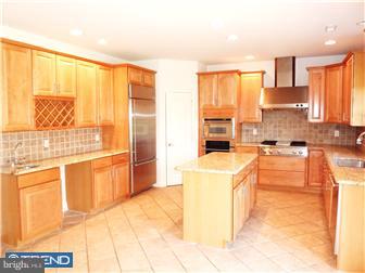 2 Springville Way Mount Laurel, NJ 08054 - Photo 5 of 12 Kitchen