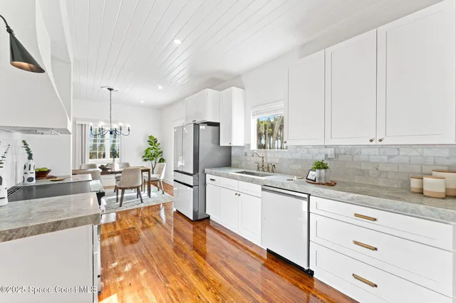 $1,349,000 | 3755 Indian River Drive, Cocoa, FL 32926