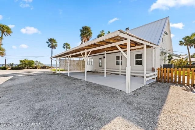 $1,349,000 | 3755 Indian River Drive, Cocoa, FL 32926