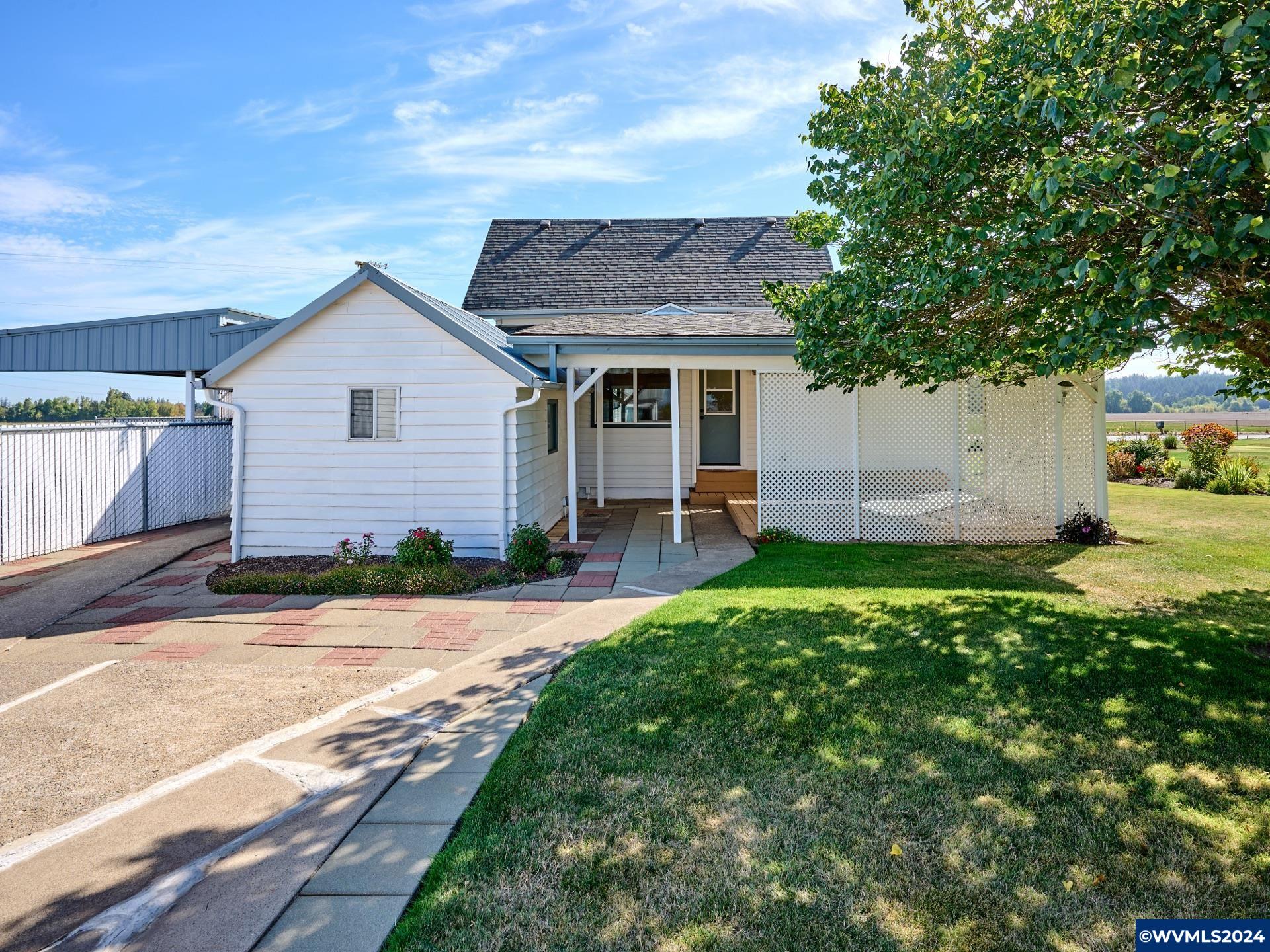 673 Howell Prairie Road Northeast Salem, OR 97317 - Photo 27 of 49 Gallery Image 27