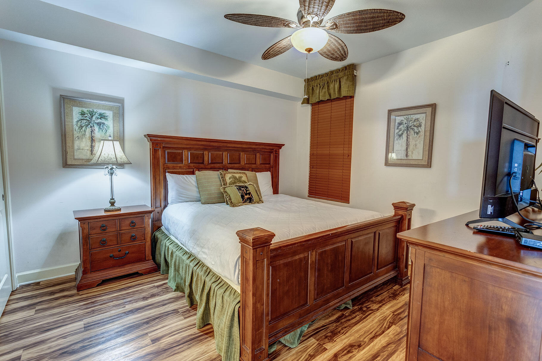 10713 Front Beach Road, Unit 401 Panama City Beach, FL 32408 - Photo 19 of 28 BR-2-1