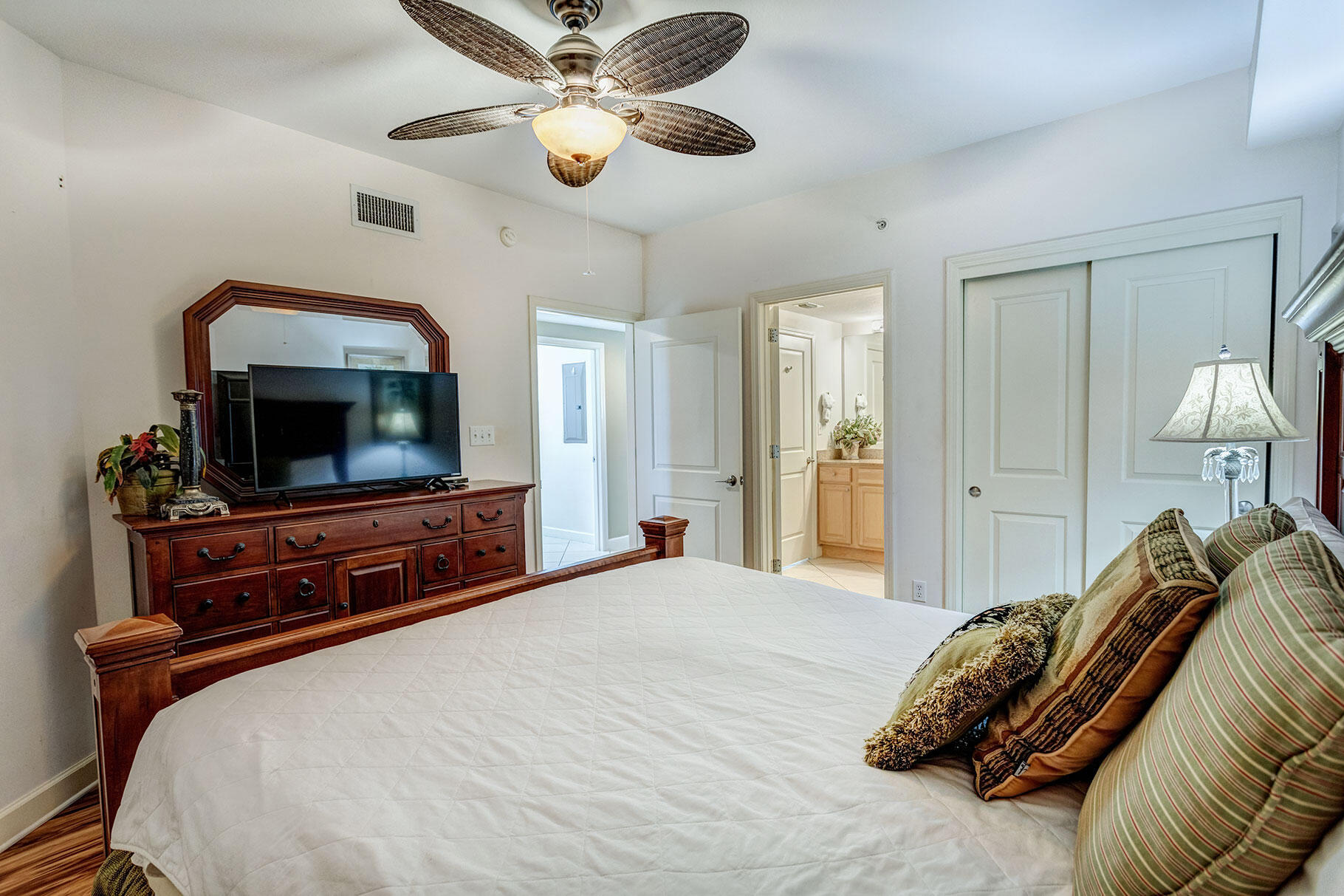 10713 Front Beach Road, Unit 401 Panama City Beach, FL 32408 - Photo 21 of 28 BR-2-3