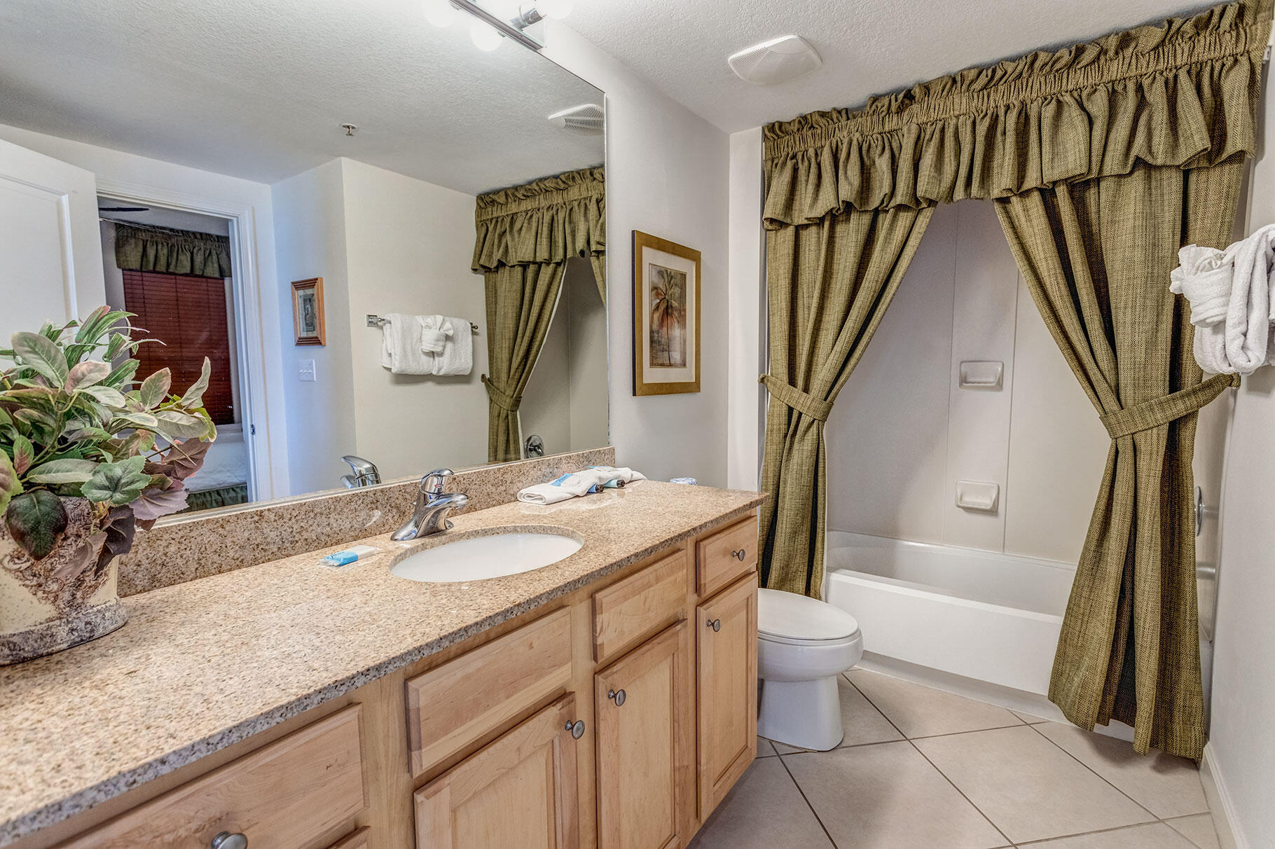 10713 Front Beach Road, Unit 401 Panama City Beach, FL 32408 - Photo 22 of 28 Hall-Bath - Copy - Copy
