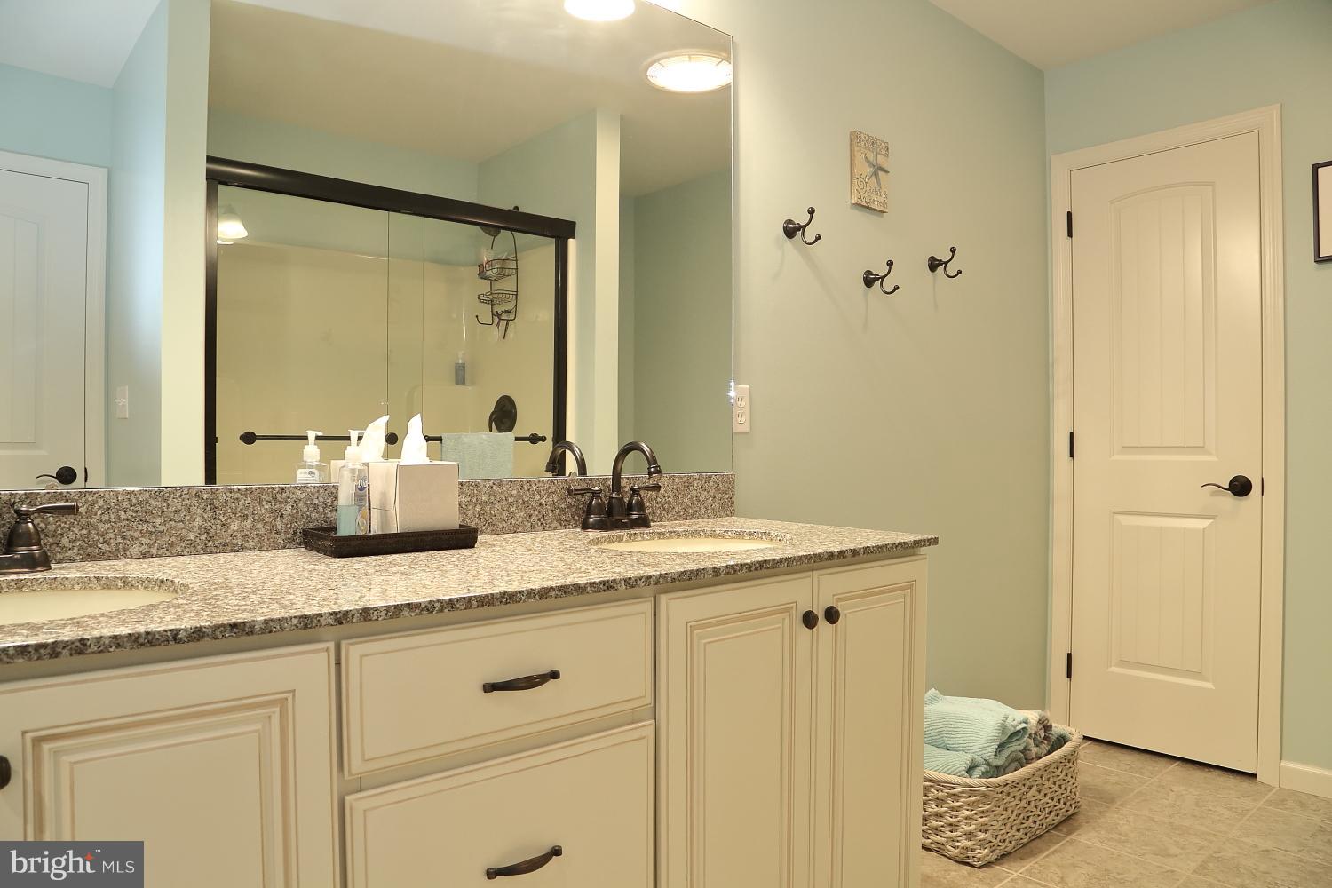 134 River Birch Drive Lititz, PA 17543 - Photo 18 of 27 Upstairs master bath