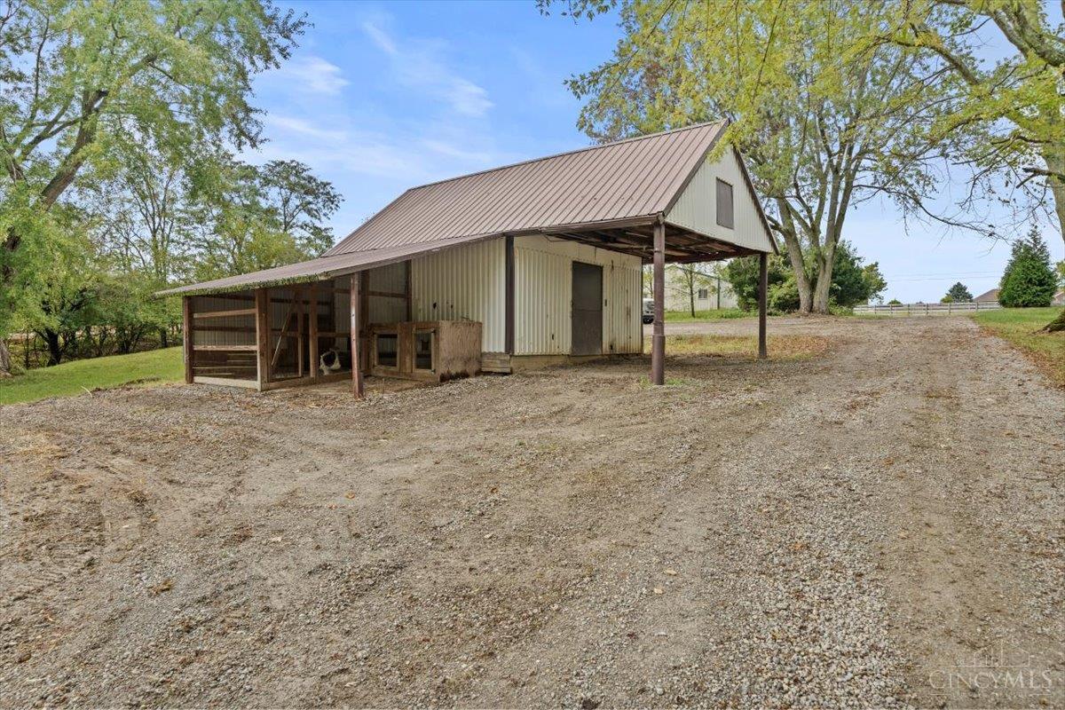 6069 Middleboro Road Blanchester, OH 45107 - Photo 34 of 43