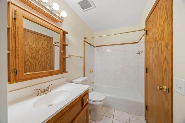 $249,900 | 1259 Timbershore Lane, Eagan, MN 55123