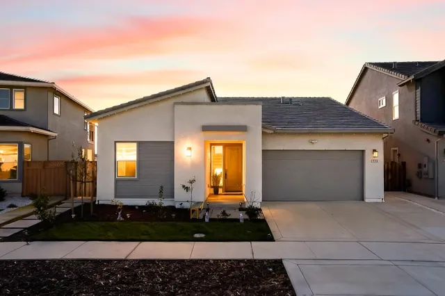 $789,000 | 3456-3456 Mulholland Drive, Lathrop, CA 95330