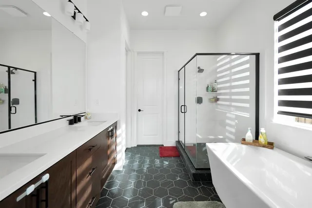 $789,000 | 3456-3456 Mulholland Drive, Lathrop, CA 95330