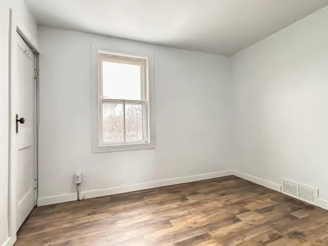 $109,900 | 113 1st Street Southwest, Fairfax, MN 55332