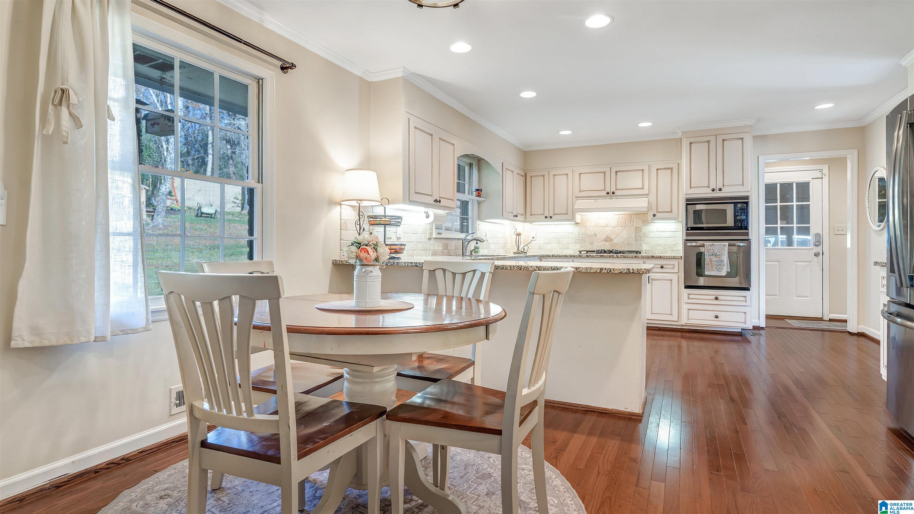 3640 Woodvale Road Birmingham, AL 35223 - Photo 12 of 36