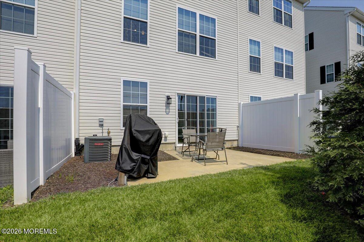 302 Prestige Road, Unit 2402 Brick, NJ 08723 - Photo 22 of 36 27-Backyard