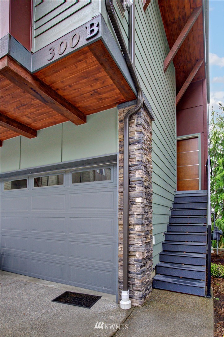 300 South 47th Street, Unit B Renton, WA 98055 - Photo 3 of 28 Gallery Image 3