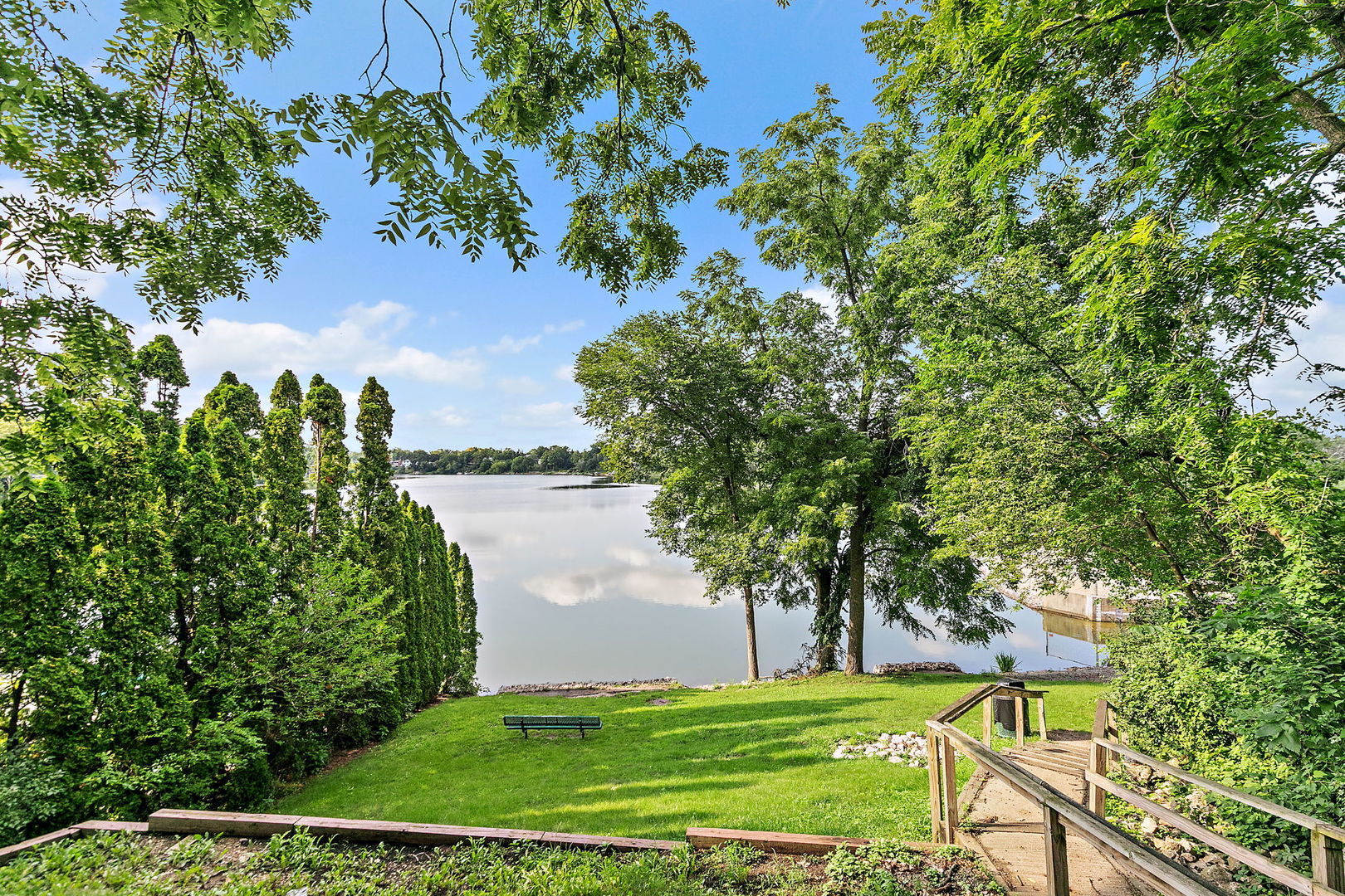 308 Ramble Road Lake In The Hills, IL 60156 - Photo 26 of 27 Gallery Image 26