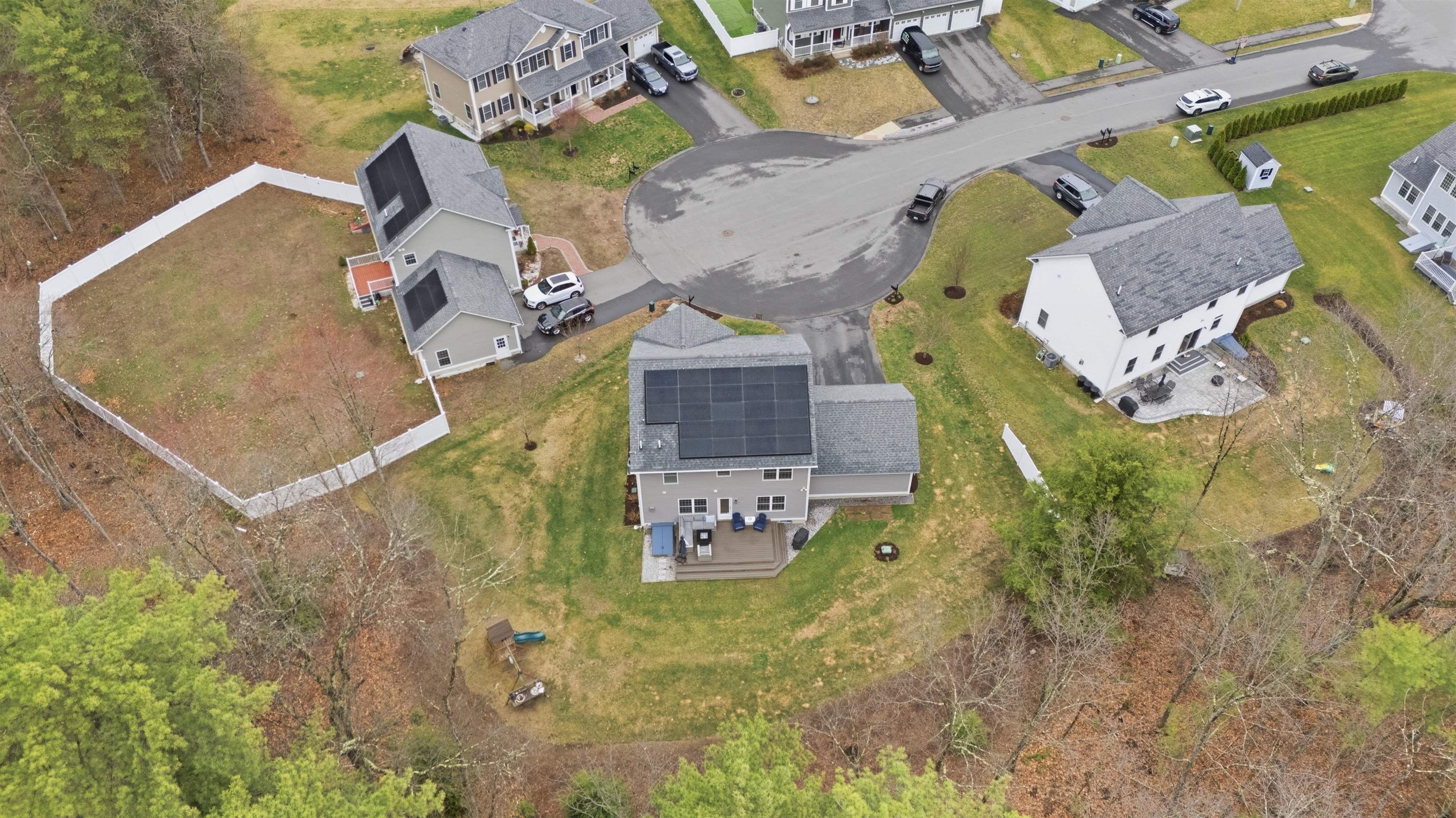 6 Baldwin Court Merrimack, NH 03054 - Photo 44 of 48