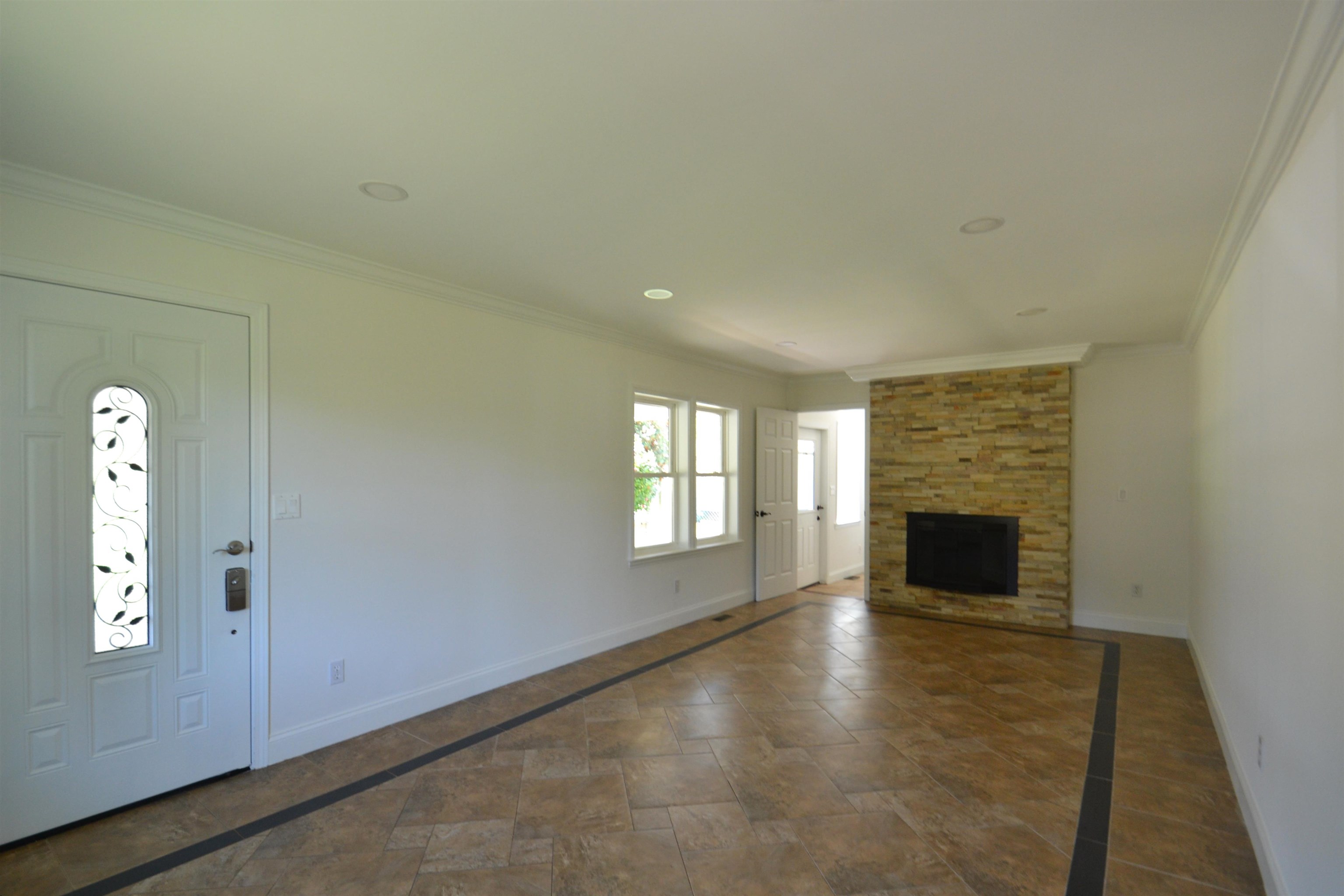 221 Johnson Avenue Inman, SC 29349 - Photo 3 of 19 Gallery Image 3