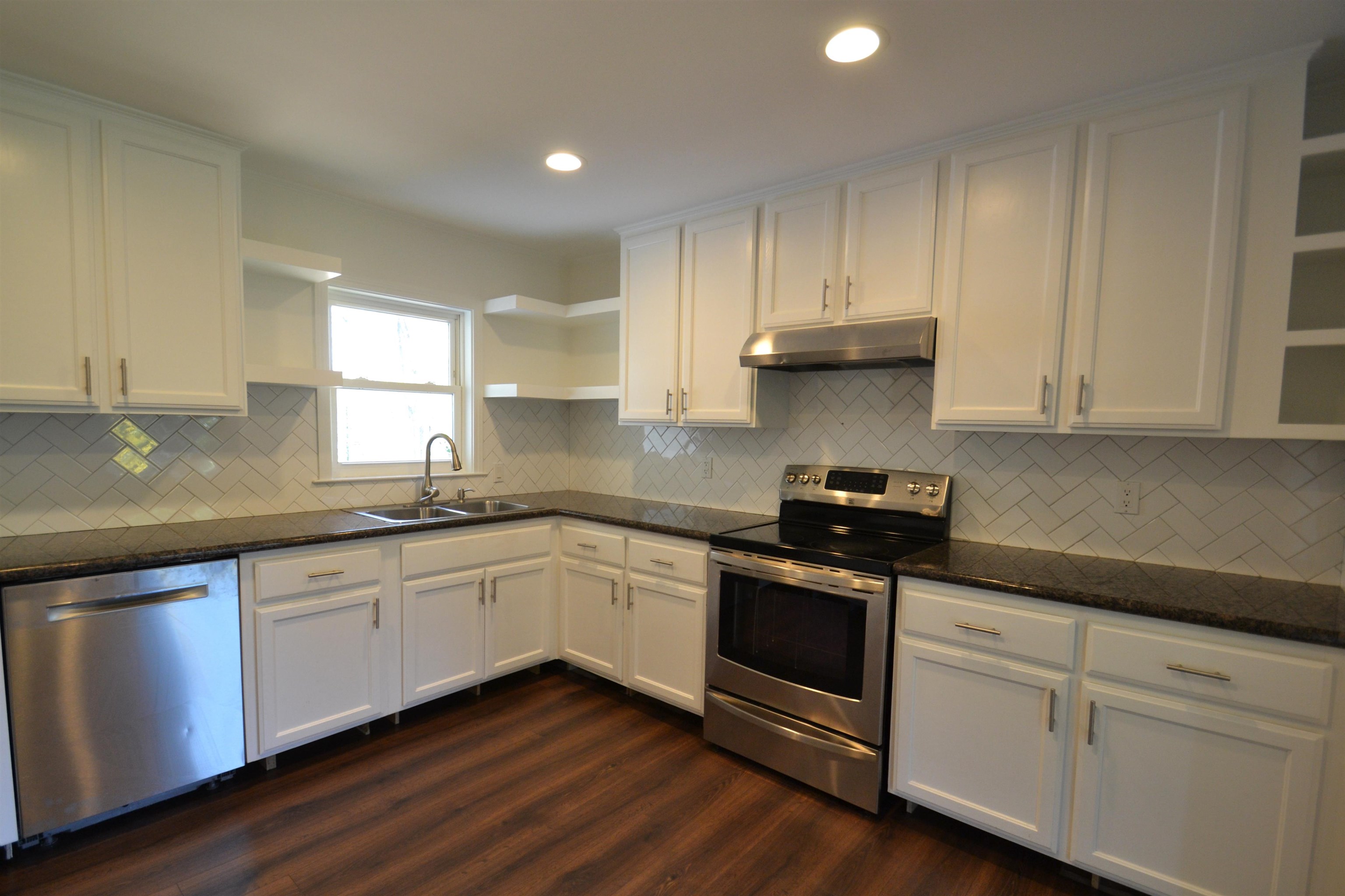 221 Johnson Avenue Inman, SC 29349 - Photo 6 of 19 Gallery Image 6