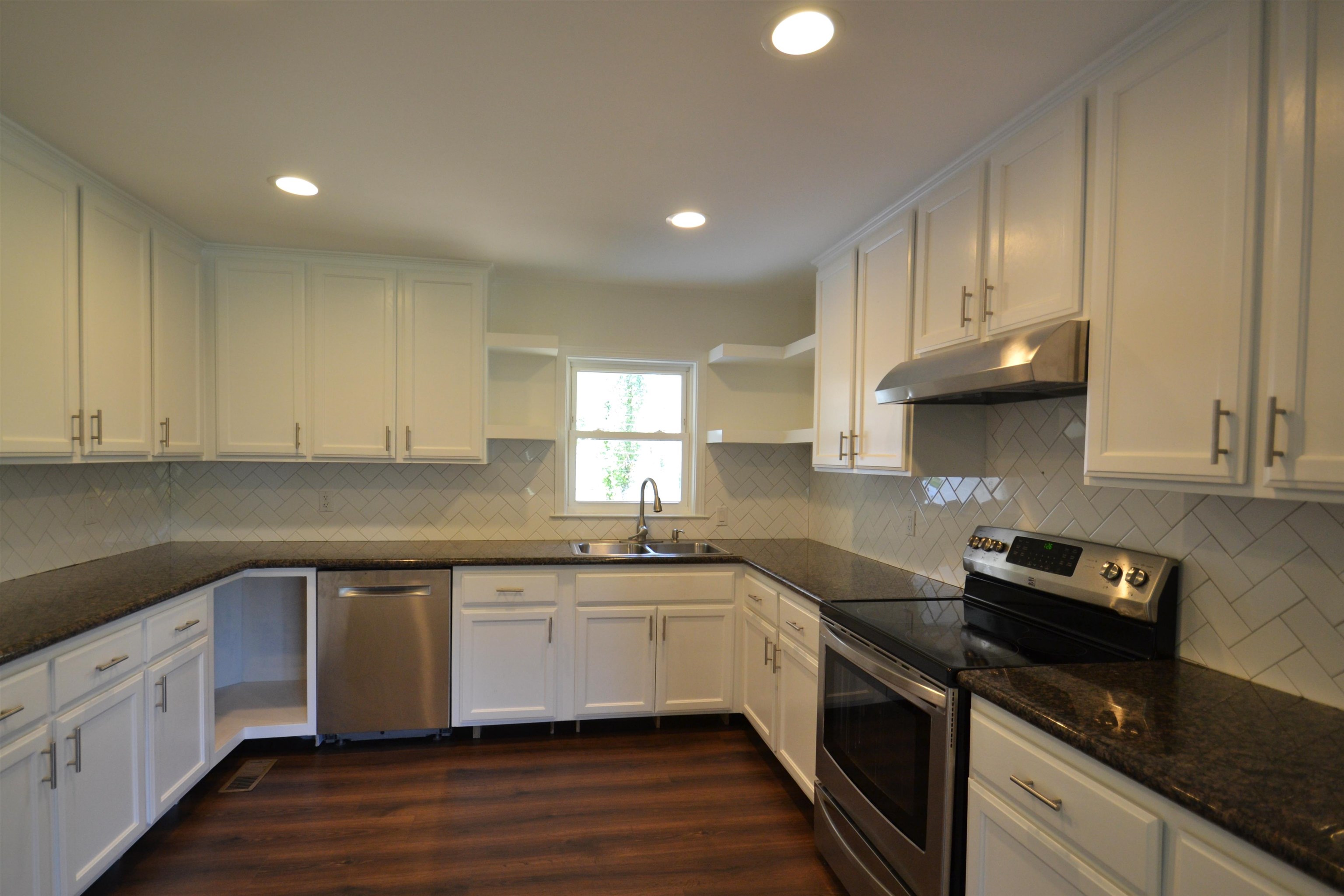 221 Johnson Avenue Inman, SC 29349 - Photo 7 of 19 Gallery Image 7
