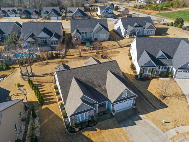 $484,900 | 323 Holly Oaks Lane, Inman, SC 29349