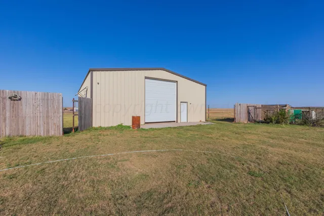 $550,000 | 6700 West Dowlen Road, Happy, TX 79042