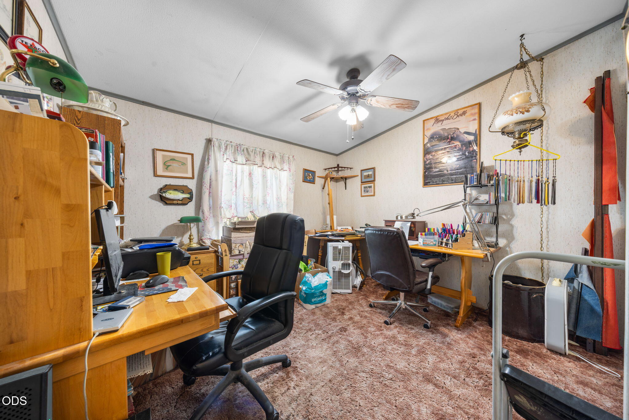 21010 Yeoman Road Bend, OR 97701 - Photo 15 of 33
