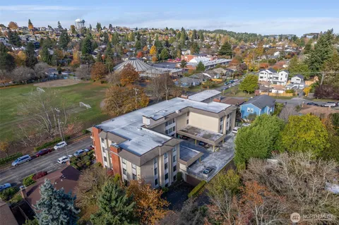 $498,000 | 2858 32nd Avenue West, Unit 106, Seattle, WA 98199