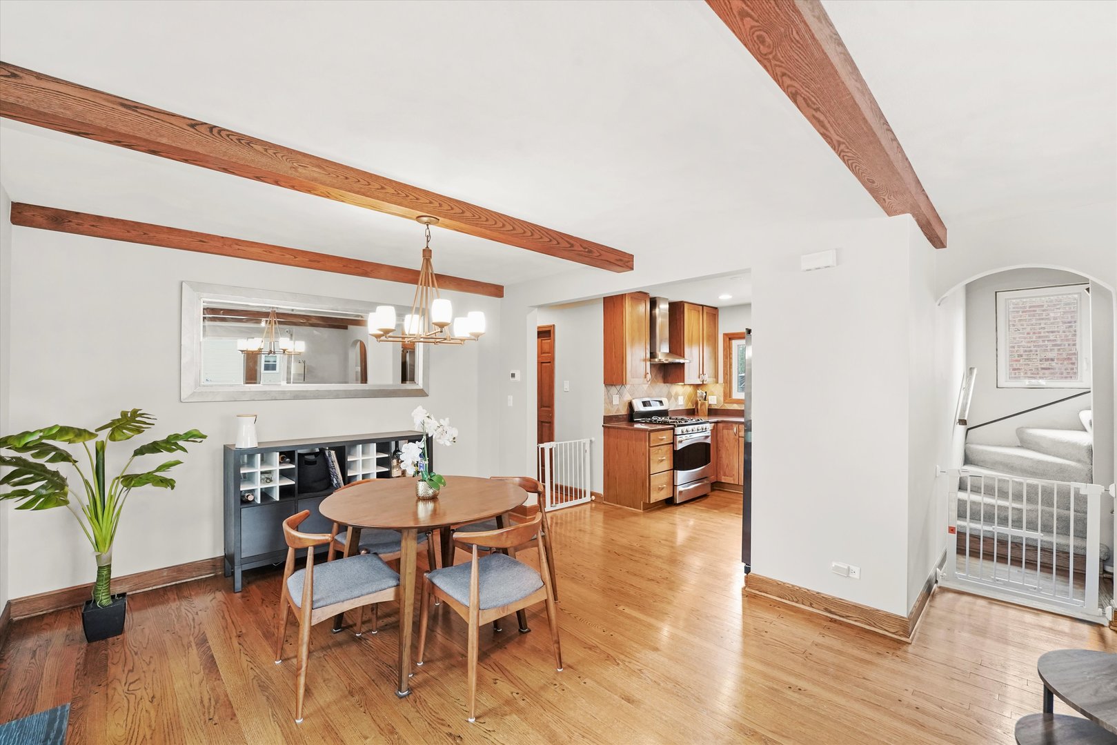 7733 West Rosedale Avenue Chicago, IL 60631 - Photo 9 of 41 Gallery Image 9