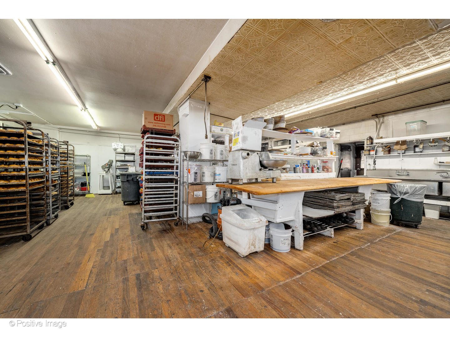 2944 West Devon Avenue Chicago, IL 60645 - Photo 13 of 15