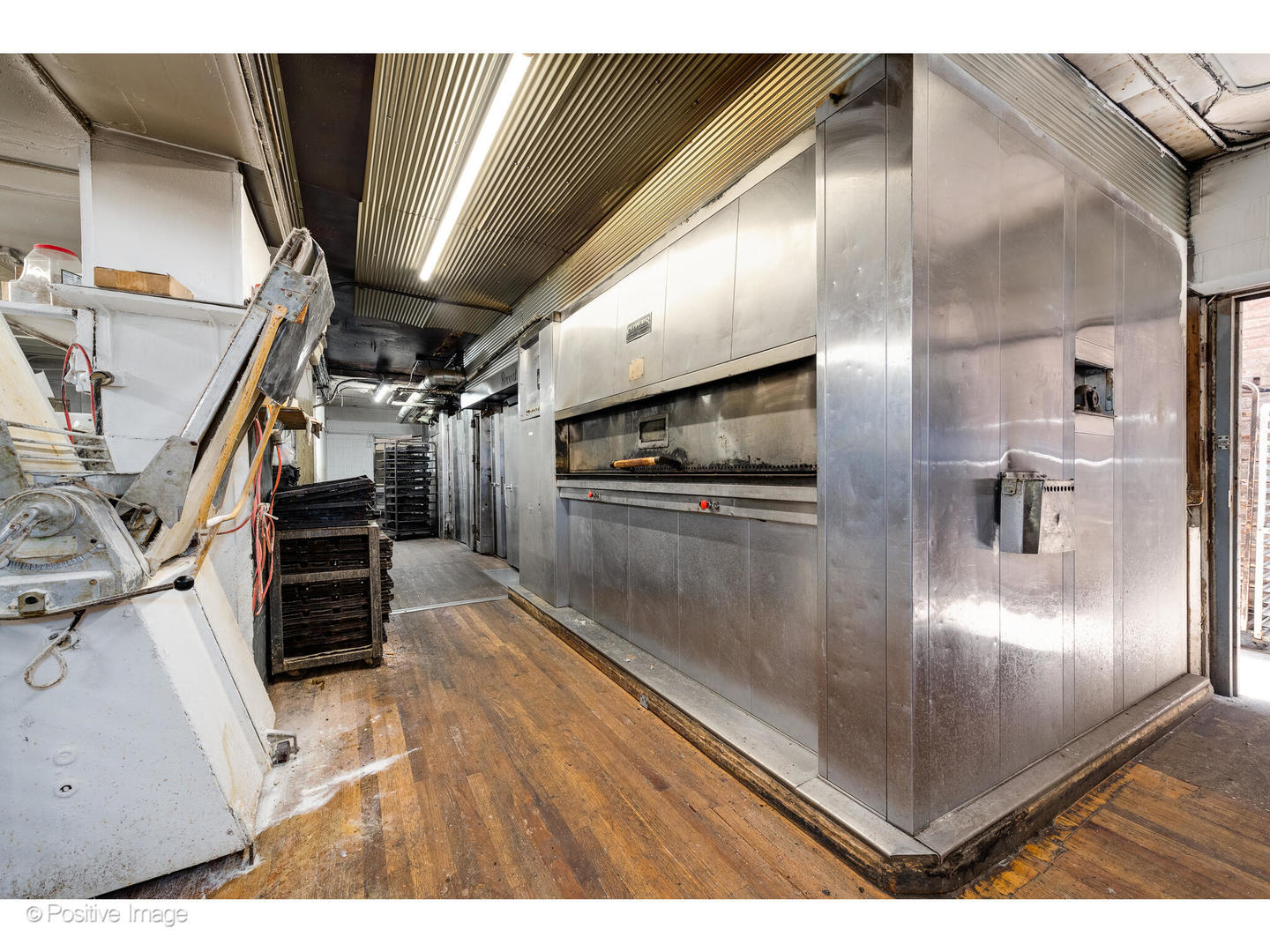 2944 West Devon Avenue Chicago, IL 60645 - Photo 14 of 15