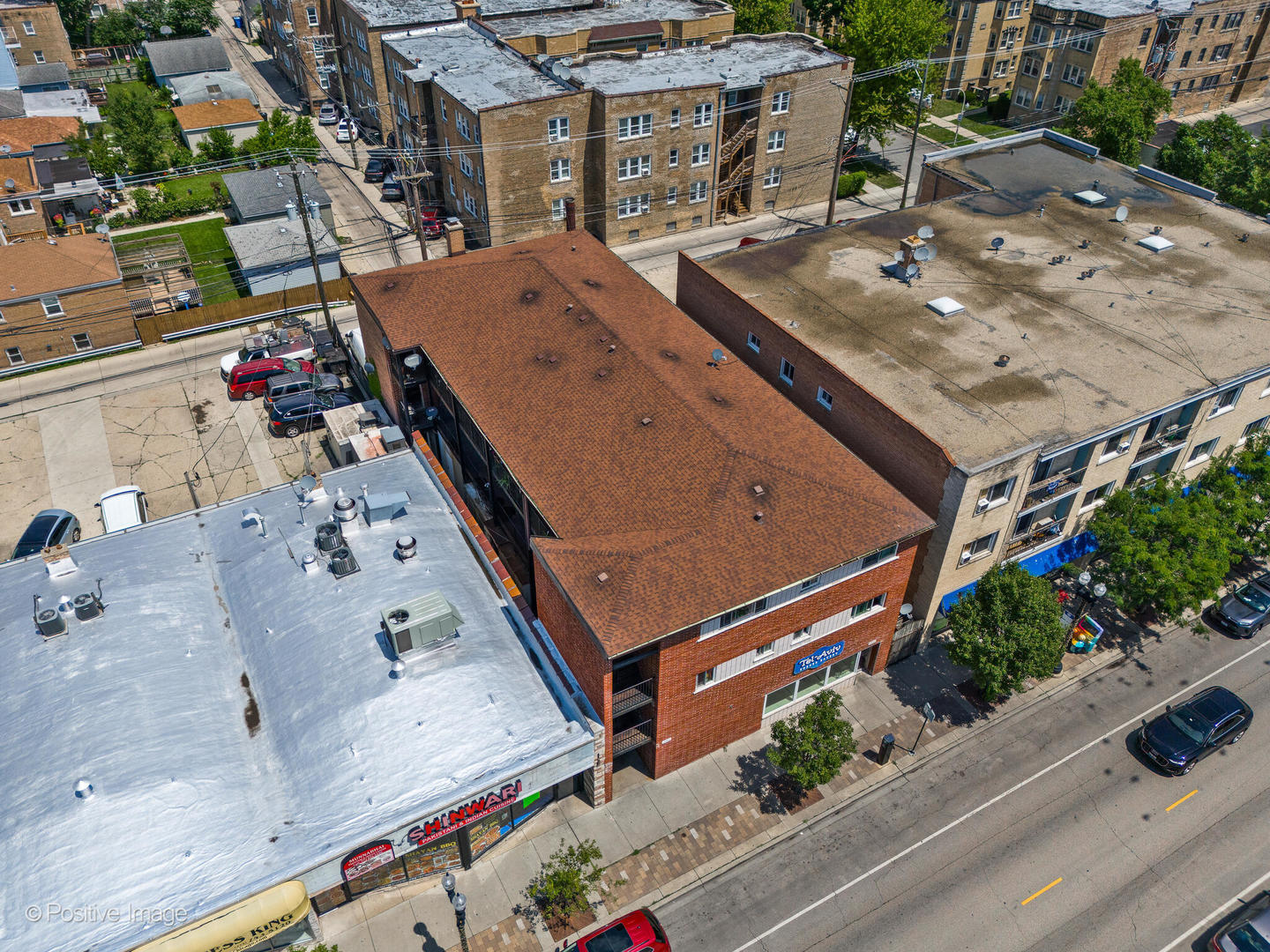2944 West Devon Avenue Chicago, IL 60645 - Photo 4 of 15