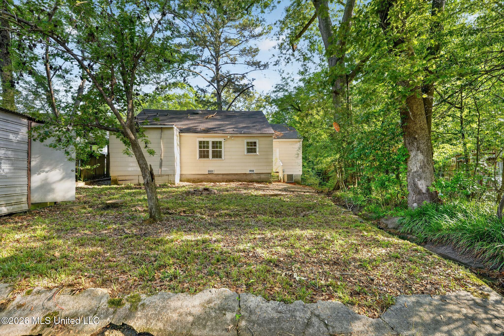 339 Audubon Place Jackson, MS 39206 - Photo 5 of 43 01_339_Audubon_Pl_Jackson_MS_39206-Exter