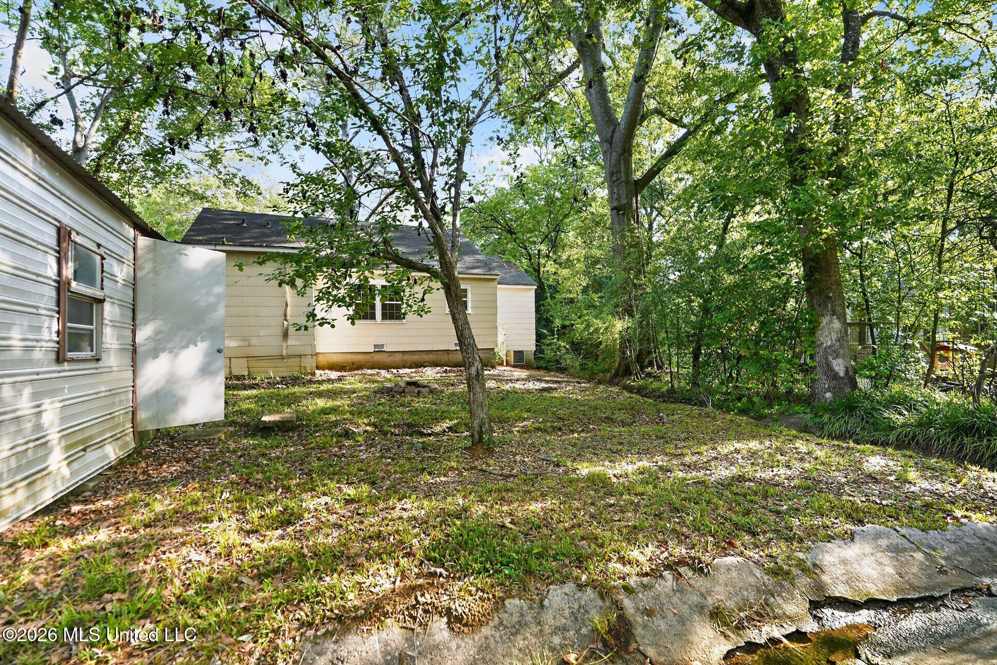 339 Audubon Place Jackson, MS 39206 - Photo 6 of 43 07_339_Audubon_Pl_Jackson_MS_39206-Exter