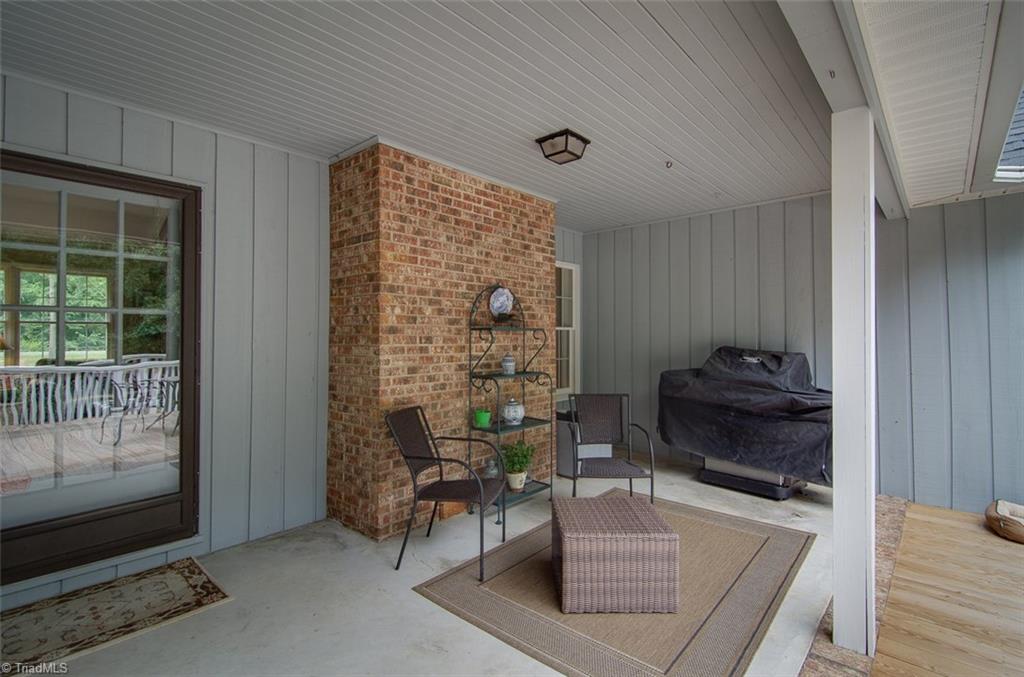 440 North Clodfelter Road High Point, NC 27265 - Photo 27 of 30 Gallery Image 27