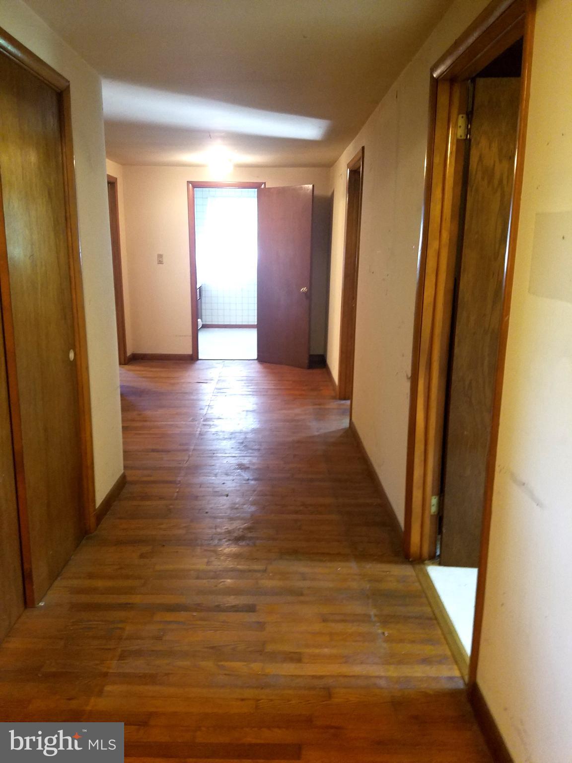 1546 North Stepney Road Aberdeen, MD 21001 - Photo 9 of 19 Extra wide hallway.