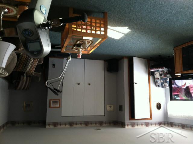 8572 Ederer Road Saginaw, MI 48609 - Photo 14 of 16 20323665-13.JPG