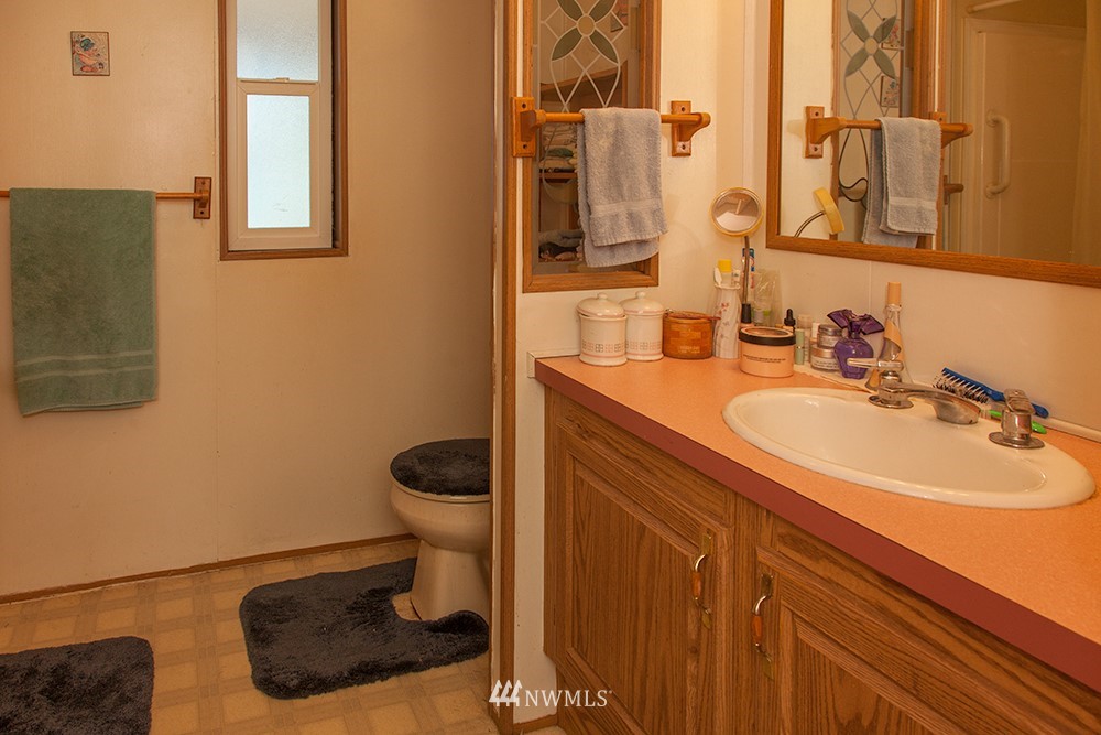 3443 West McLeod Road Bellingham, WA 98225 - Photo 17 of 25 Gallery Image 17