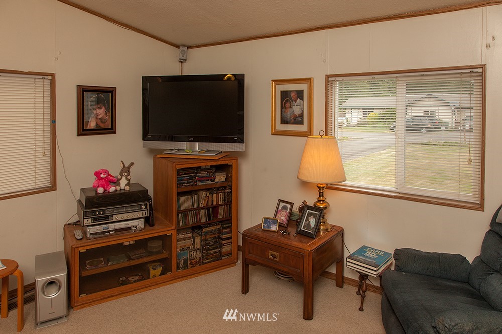 3443 West McLeod Road Bellingham, WA 98225 - Photo 10 of 25 Gallery Image 10