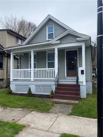 $1,850 | 355 Caroline Street, Rochester, NY 14620
