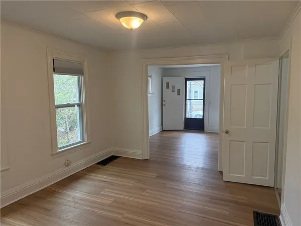 $1,850 | 355 Caroline Street, Rochester, NY 14620