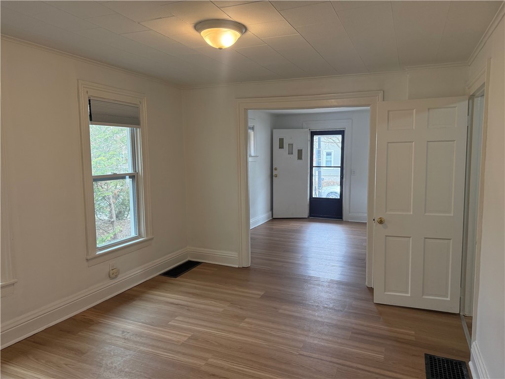 355 Caroline Street Rochester, NY 14620 - Photo 8 of 23