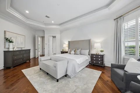 $1,595,000 | 6010 Isla Vista Court, Houston, TX 77041