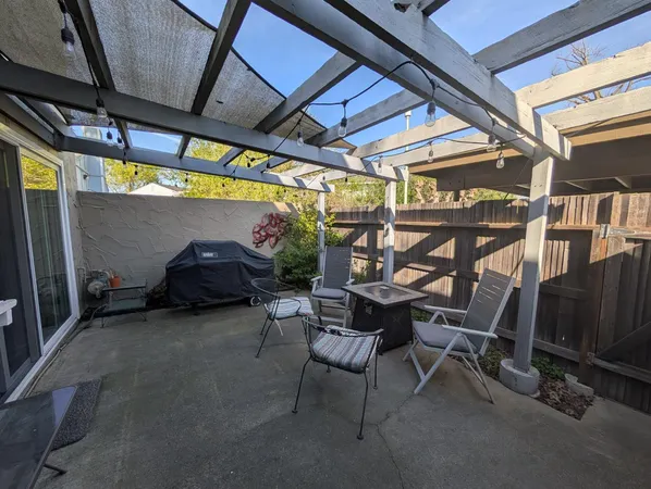 $330,000 | 2334 Via Camino Avenue, Carmichael, CA 95608