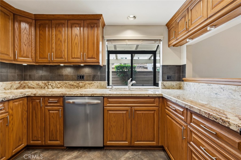 919 Auburn Road San Dimas, CA 91773 - Photo 14 of 52 Kitchen with Garden Window