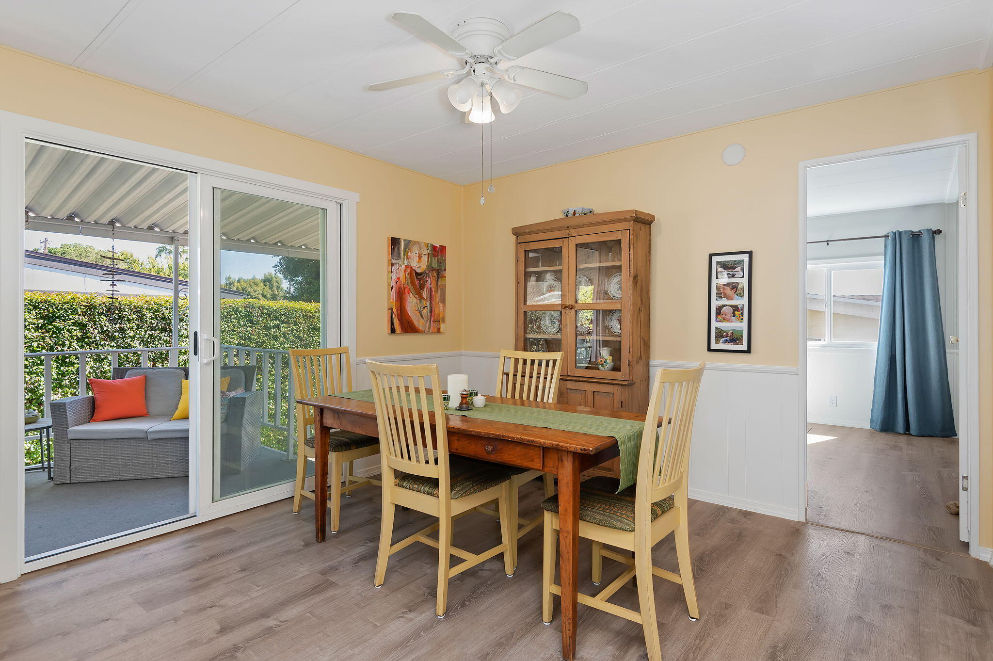 340 Old Mill Road, Unit 50 Santa Barbara, CA 93110 - Photo 6 of 21 13-web-or-mls-13 - Family Room-Dining